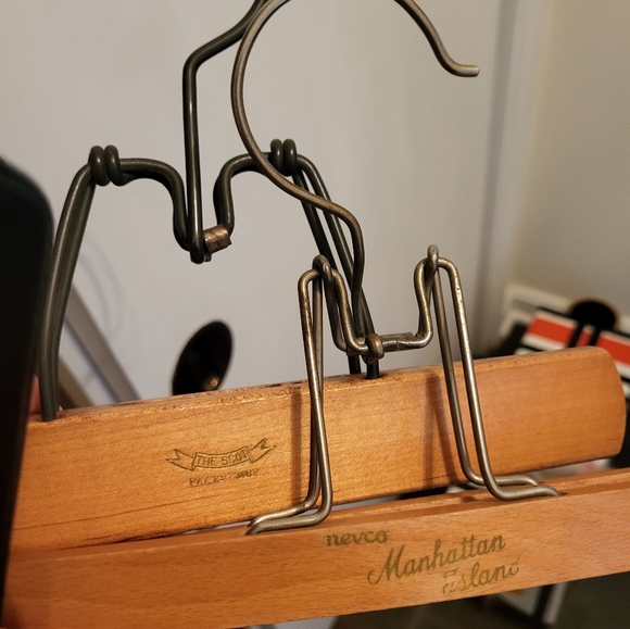 Vintage wood and metal pant and skirt hangers - Picture 1 of 3